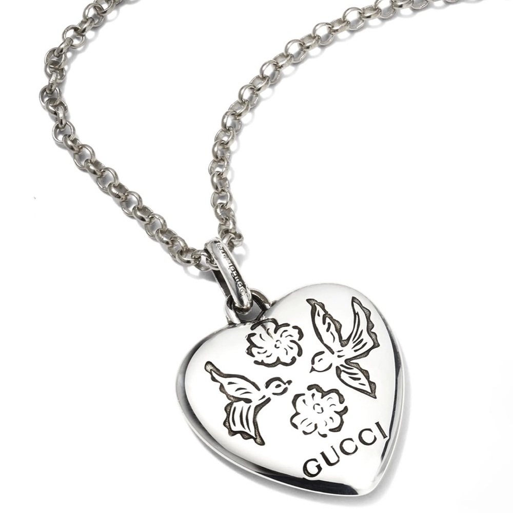 New Gucci Blind For Love Reversible Heart Necklace